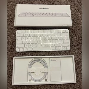 Apple Magic Keyboard NIB